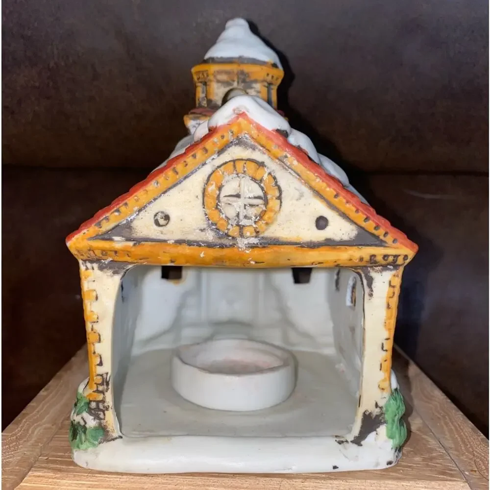 Vntge Lefton Hand-Painted Porcelain Church Snow Tree Fence Tea light candeholder